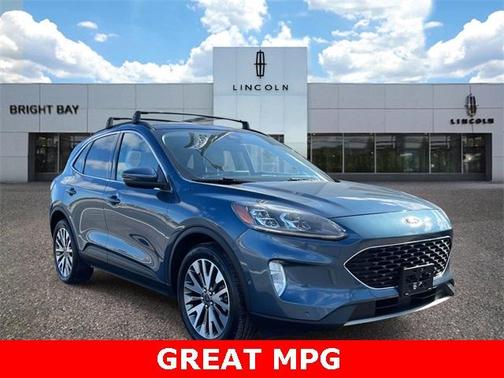 2020 Ford Escape Titanium Hybrid