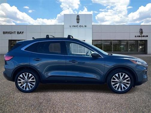 2020 Ford Escape Titanium Hybrid