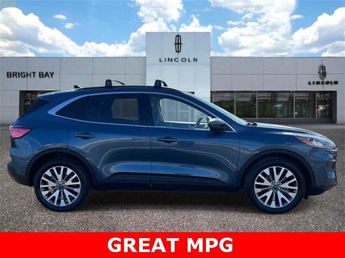 2020 Ford Escape Titanium Hybrid