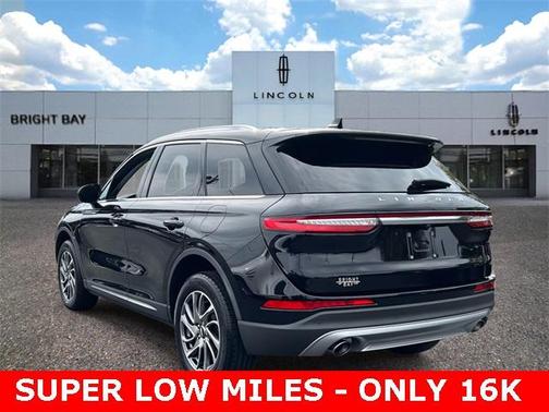2021 Lincoln Corsair Standard