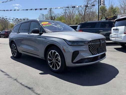 Gray Metallic 2025 Lincoln Nautilus Reserve