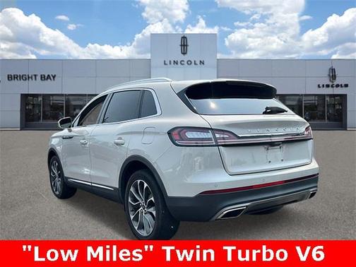 2022 Lincoln Nautilus Reserve
