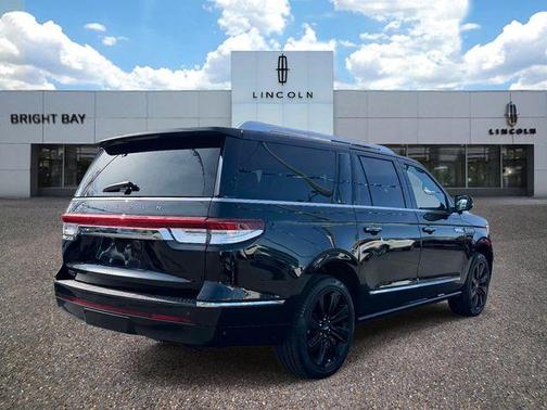 Infinite Black Metallic 2022 Lincoln Navigator L Reserve