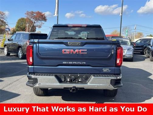 2022 GMC Sierra 1500 SLT