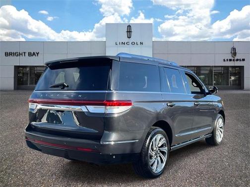 2022 Lincoln Navigator Reserve