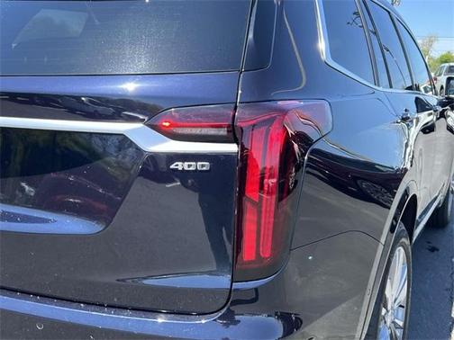 2022 Cadillac XT6 Premium Luxury AWD