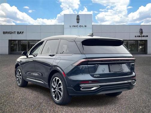 2024 Lincoln Nautilus Reserve