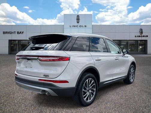 Pearl Metallic 2022 Lincoln Corsair Standard