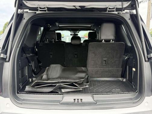 Oxford White 2020 Ford Expedition XLT