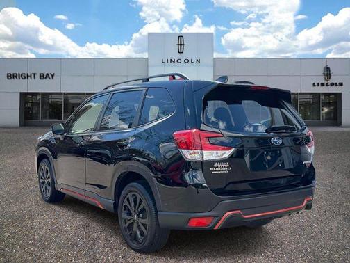 Crystal Black Silica 2023 Subaru Forester 2.5i Sport