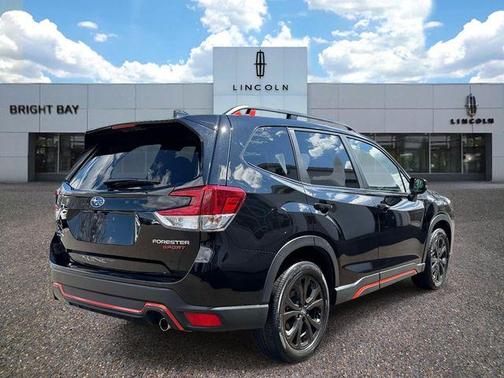 Crystal Black Silica 2023 Subaru Forester 2.5i Sport