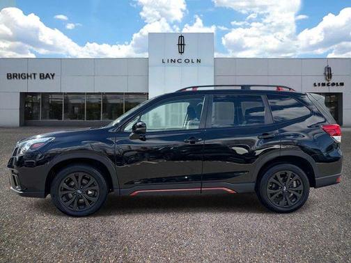 Crystal Black Silica 2023 Subaru Forester 2.5i Sport