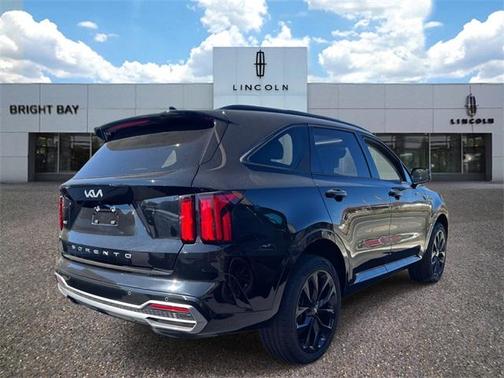 2022 Kia Sorento SX