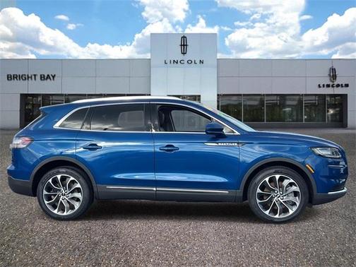 2021 Lincoln Nautilus Reserve