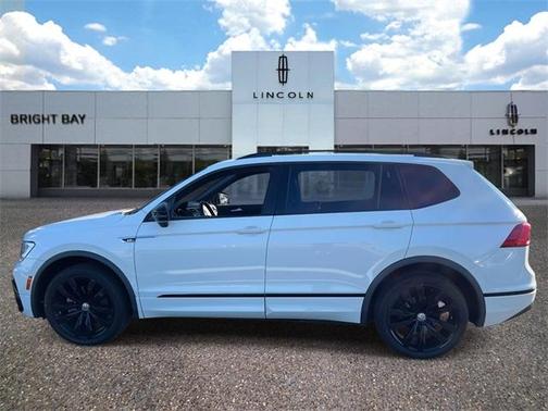 2021 Volkswagen Tiguan 2.0T SE R-Line Black