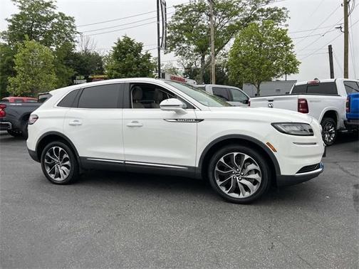 2021 Lincoln Nautilus Reserve