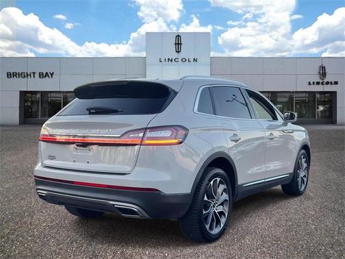 2022 Lincoln Nautilus Reserve