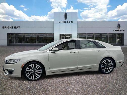 Ceramic Pearl Metallic 2020 Lincoln MKZ Reserve