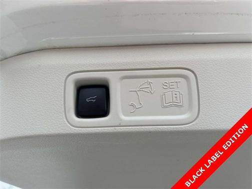 2024 Lincoln Navigator L Black Label