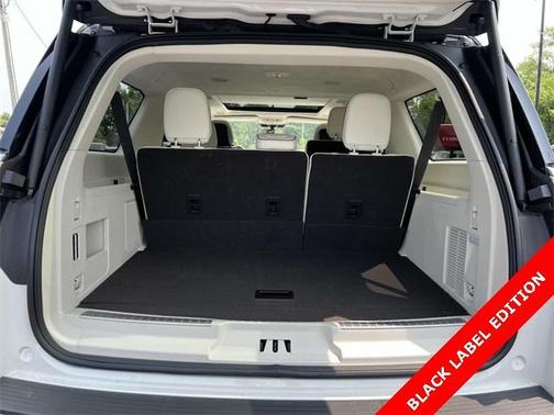 2024 Lincoln Navigator L Black Label