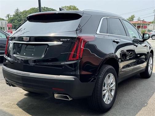 2023 Cadillac XT5 Luxury