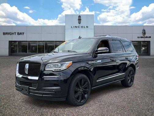 Infinite Black Metallic 2023 Lincoln Navigator Reserve