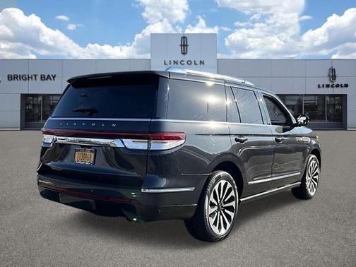 2022 Lincoln Navigator Reserve