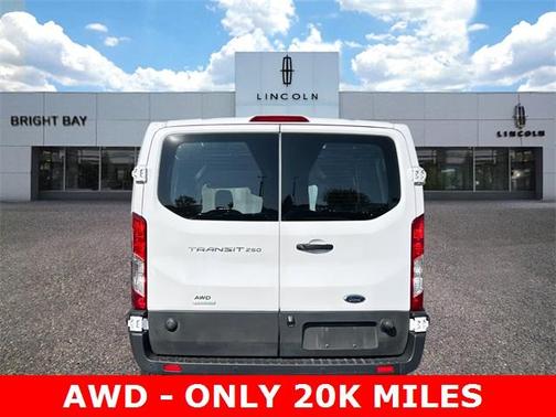 2022 Ford Transit-250 Base