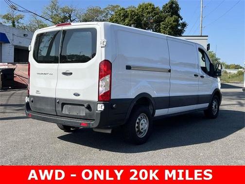 2022 Ford Transit-250 Base