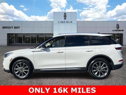 2022 Lincoln Corsair Standard