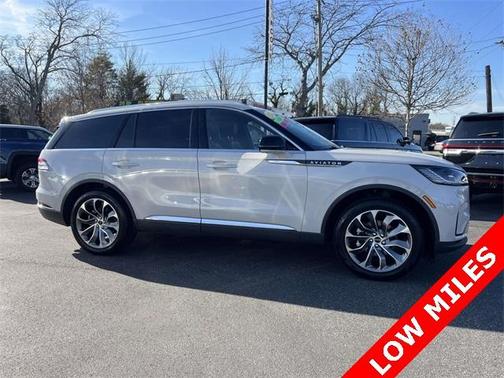 2025 Lincoln Aviator Reserve AWD