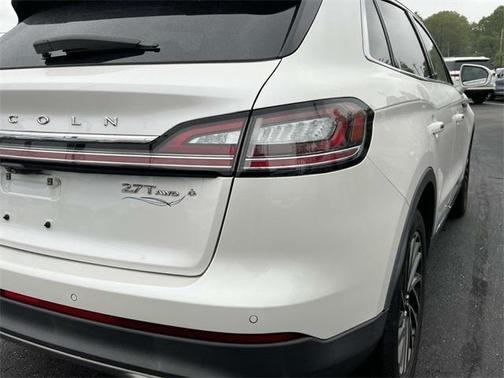 2019 Lincoln Nautilus Reserve