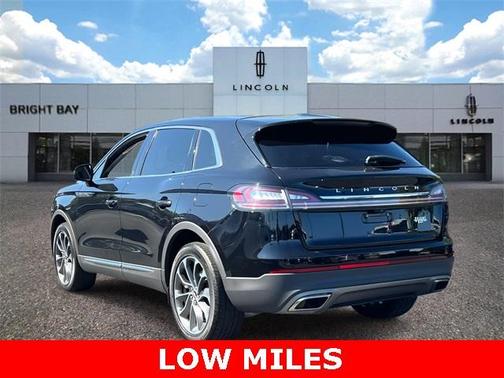 2021 Lincoln Nautilus Reserve