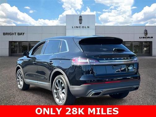 2021 Lincoln Nautilus Reserve