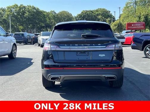 2021 Lincoln Nautilus Reserve