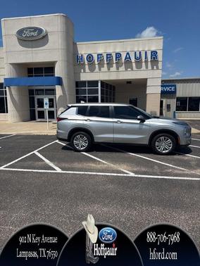 Silver 2024 Mitsubishi Outlander ES