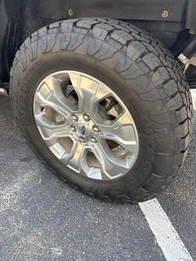 White Metallic 2023 Ford F-150 Platinum