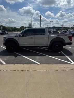 Avalanche 2024 Ford F-150 Raptor