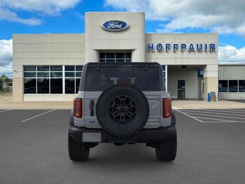 Gray 2026 Ford Bronco Badlands