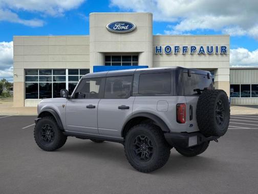 Avalanche 2026 Ford Bronco Badlands