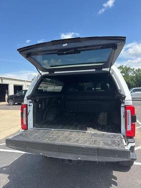 White Metallic 2024 Ford F-250 Platinum