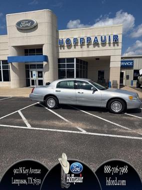 1999 Lincoln Town Car Executive