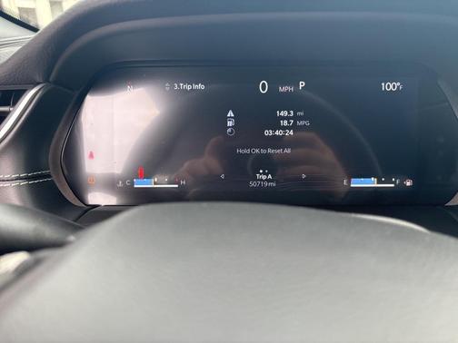 2022 Jeep Grand Cherokee L Laredo