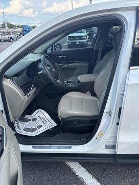 2022 Cadillac XT4 Luxury