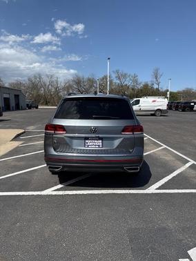 2023 Volkswagen Atlas 2.0T SE w/Technology