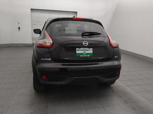 Black 2016 Nissan Juke SV