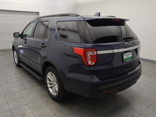 2017 Ford Explorer Base