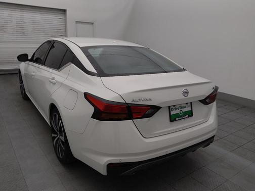 2022 Nissan Altima SR FWD