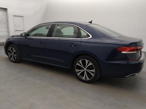 Tourmaline Blue Metallic 2022 Volkswagen Passat 2.0T SE