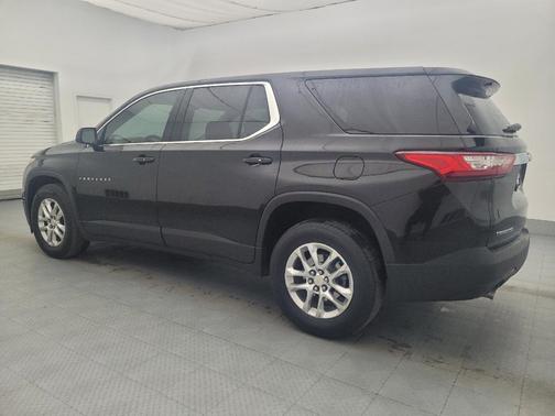 Mosaic Black Metallic 2021 Chevrolet Traverse LS